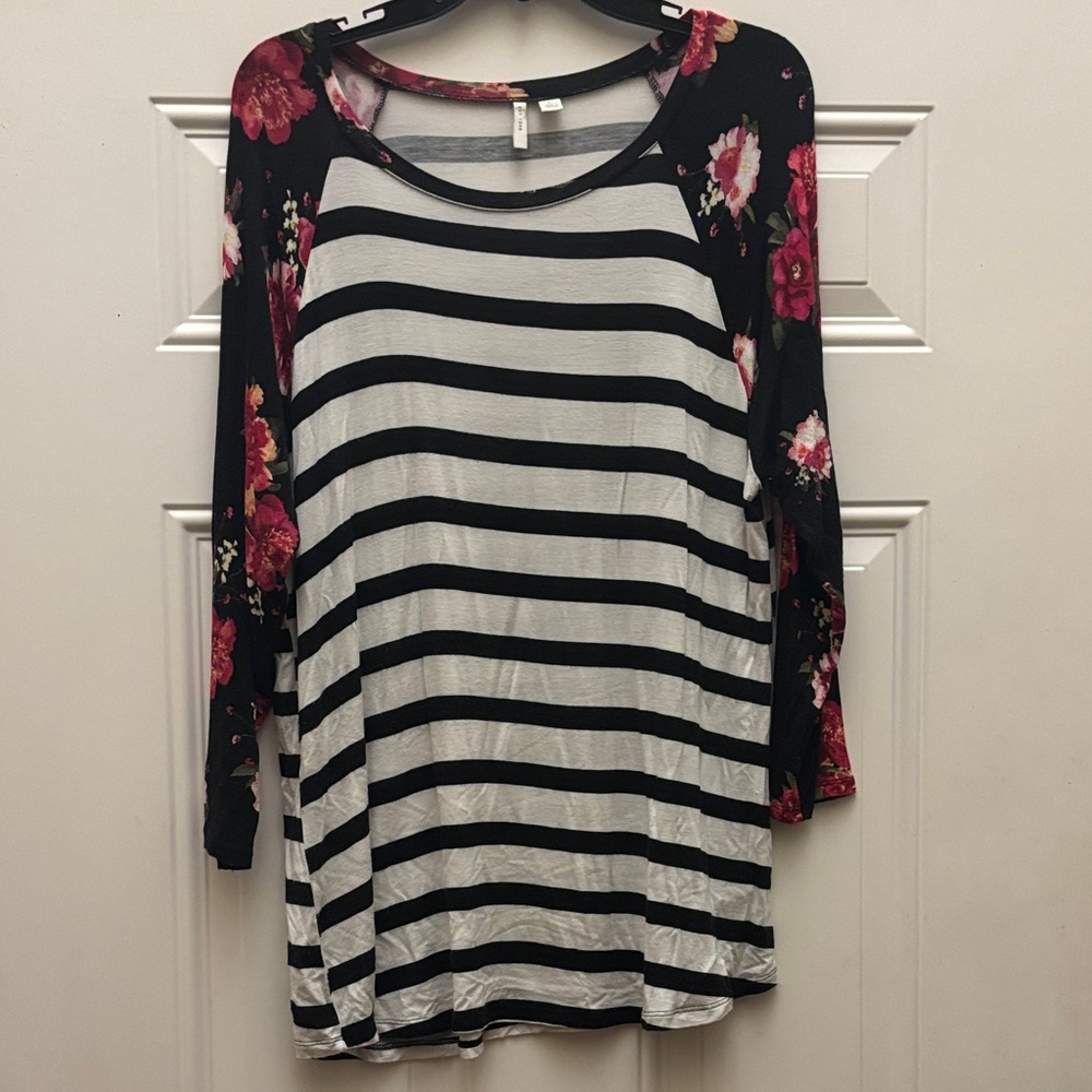 Cato Floral Sleeve Striped Women's Top size large